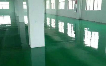 環氧樹脂自流平地面的做法與施工注意事項是什么？